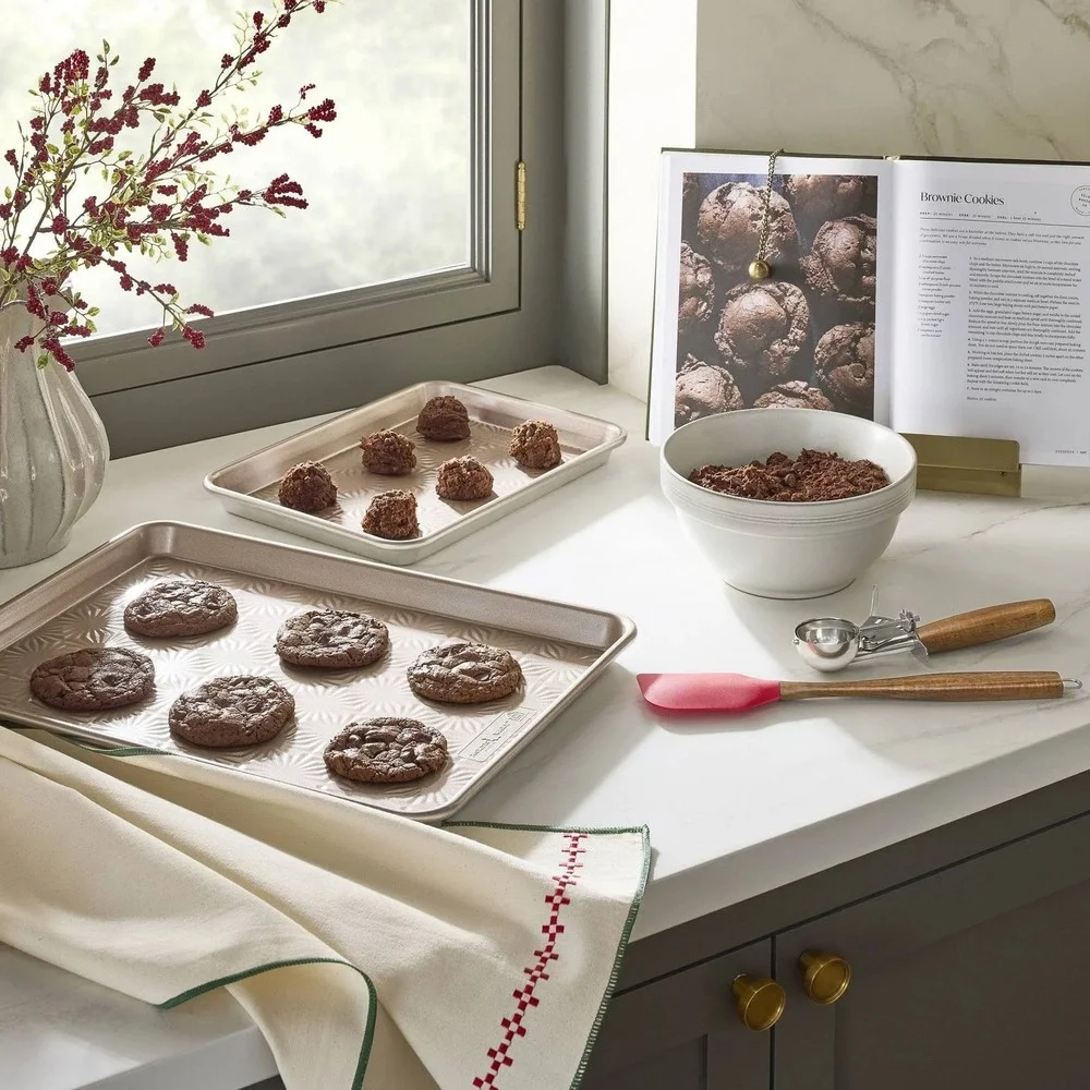 3pc Baking Bundle Spatula Cookie Scoop & Kitchen Towel - Hearth & Hand Magnolia
